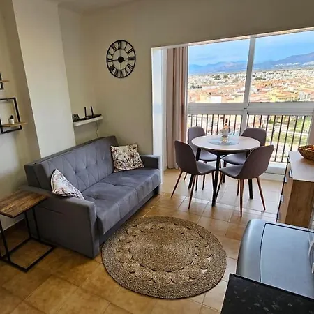 Piso Monika Apartment *