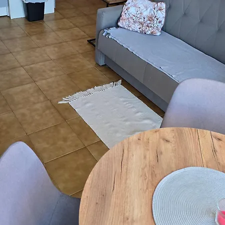 Piso Monika شقة